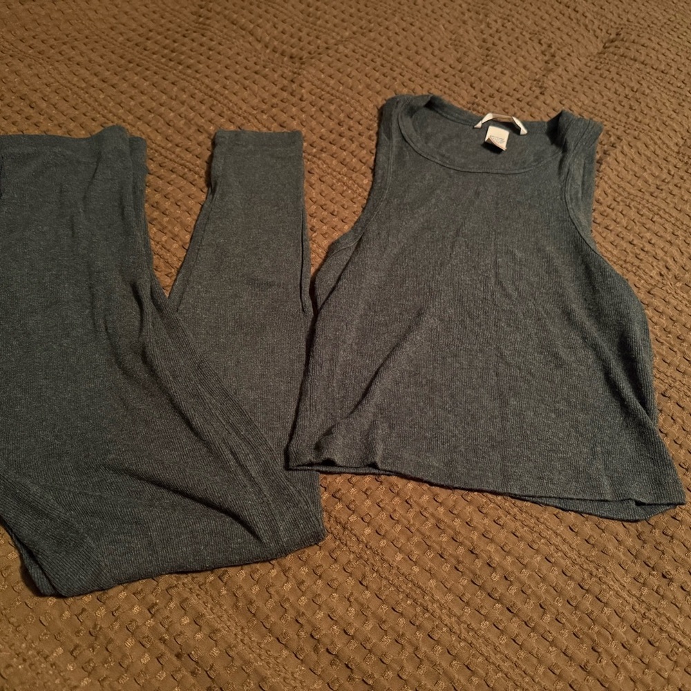 Victoria's Secret Heather Gray Top